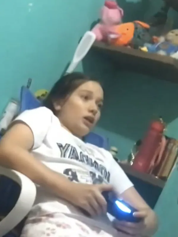 Antonia Villa en su cuarto cuando empezó en el ecommerce